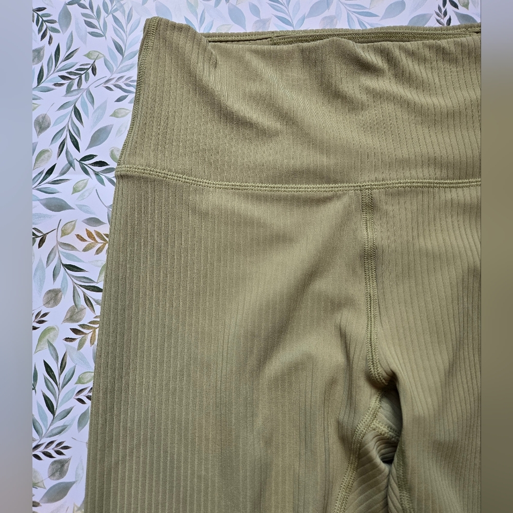 Ultra High-Rise Ribbed Leggings - Medium, Olive Green, NWT - Picture 6 of 11